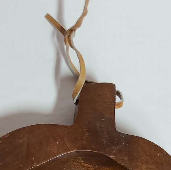 COPY - Vintage 60s Wooden Wall Hanging or Nut Tray - Picture 2 of 7